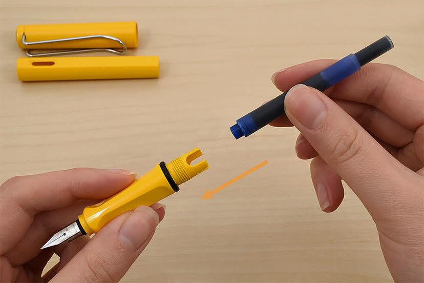 آیا خودنویس‌تان جوهر دارد؟